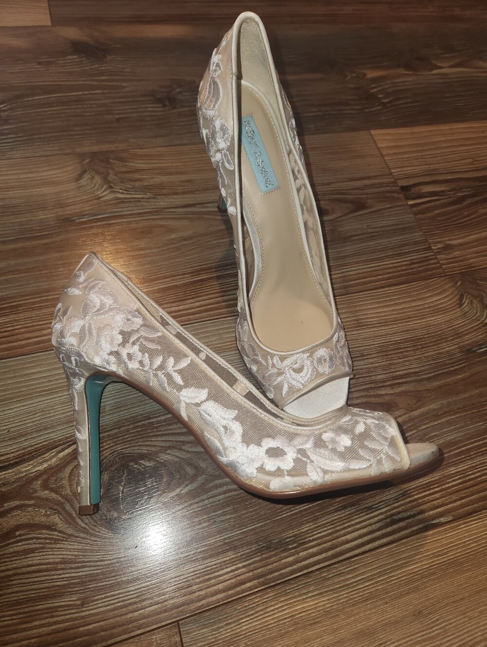 Blue By Betsey Johnson Adley Peep Toe Size 10